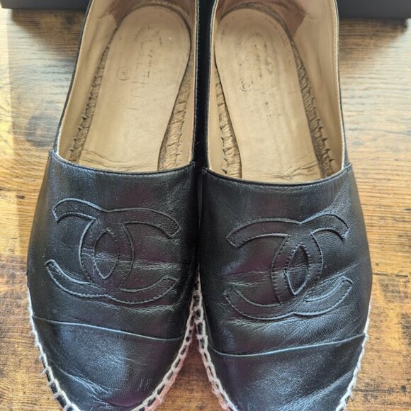 CHANEL black lambskin espadrilles size 40 - Picture 2 of 14